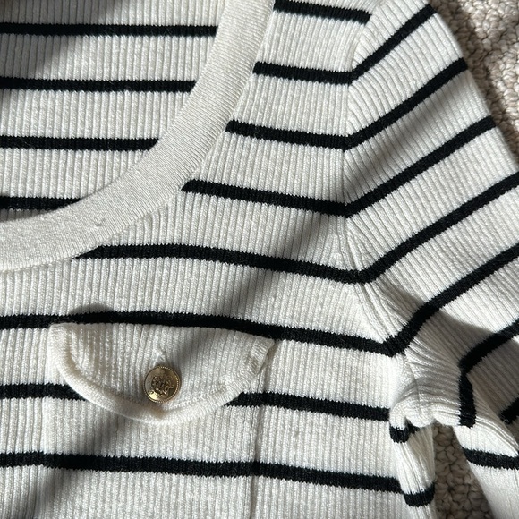 J Crew Women’s Cropped Striped Ribbed Knit Top Small Gold Button Accents - Picture 4 of 8
